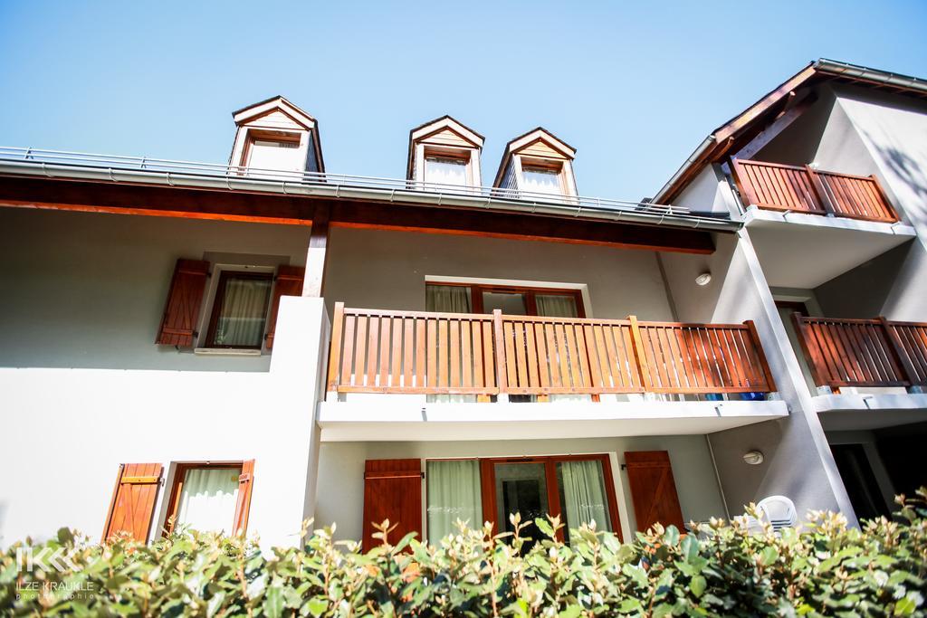 Residence Balcons De La Neste Arreau Exterior photo